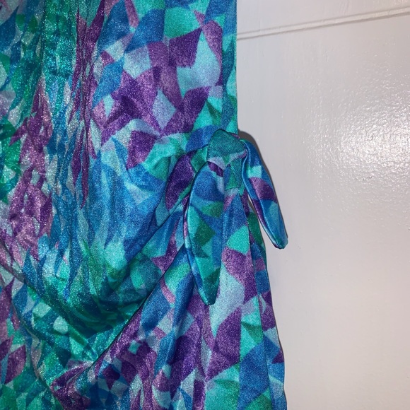 Vintage Colorful One Piece - Picture 4 of 11